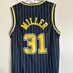REGGIE MILLER SIGNED INDIANA PACERS AUTOGRAPHED CUSTOM JERSEY W/holo QR COA L856